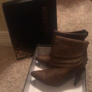 Beautiful brown boots ✨✨